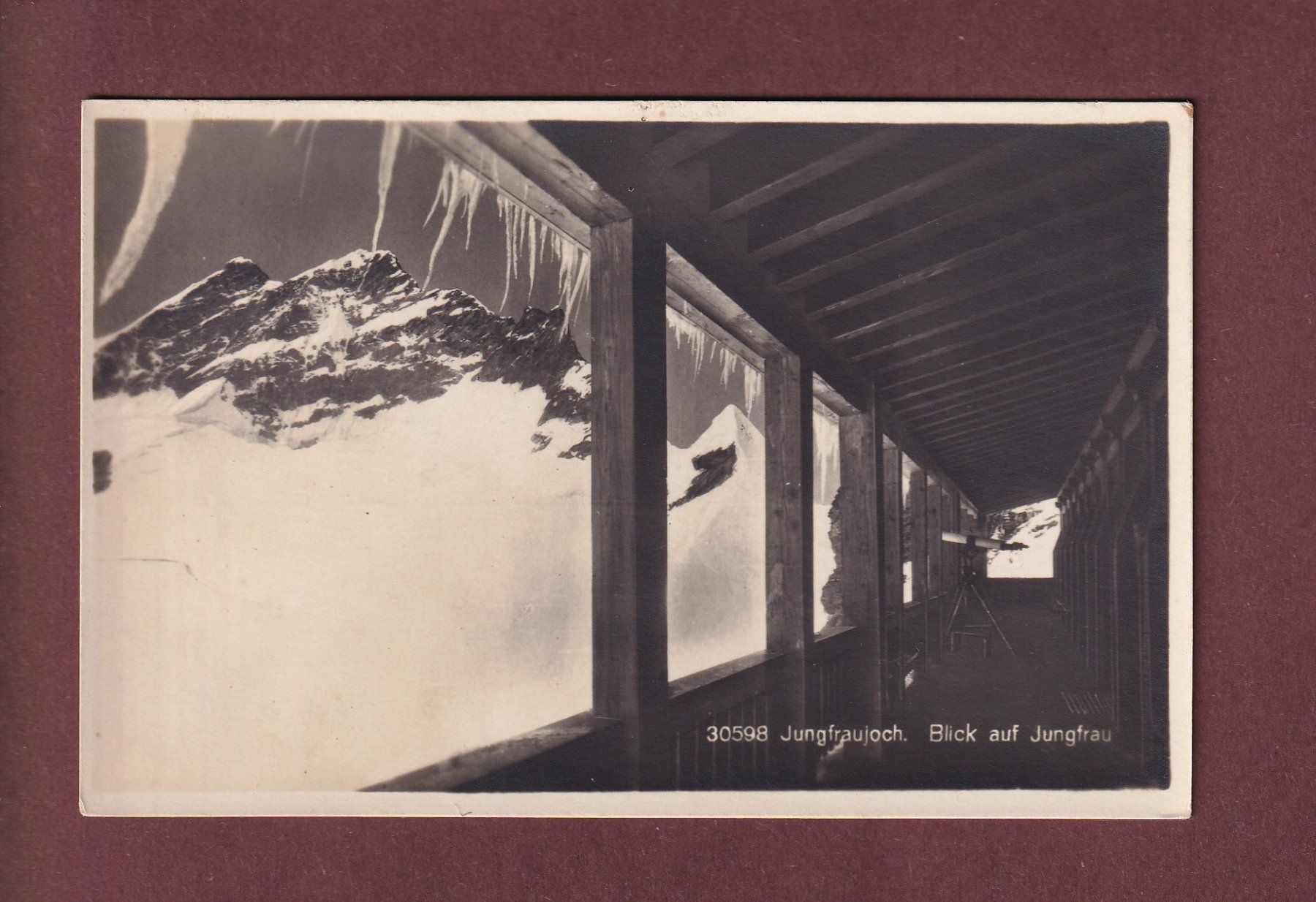 Cartoline postali: JUNGFRAUJOCH - Blick auf Jungfrau – Usato da Pully venduto da nicecards