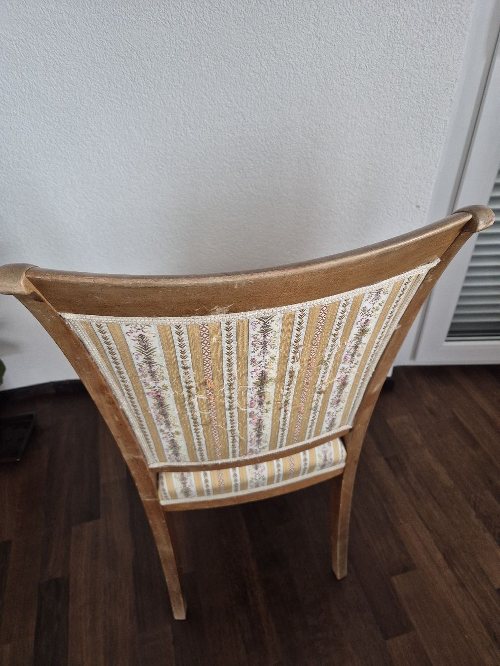 Stühle: Stuhl und Hocker vintage Antike – Gebraucht aus Basel von kam_v6ft 2