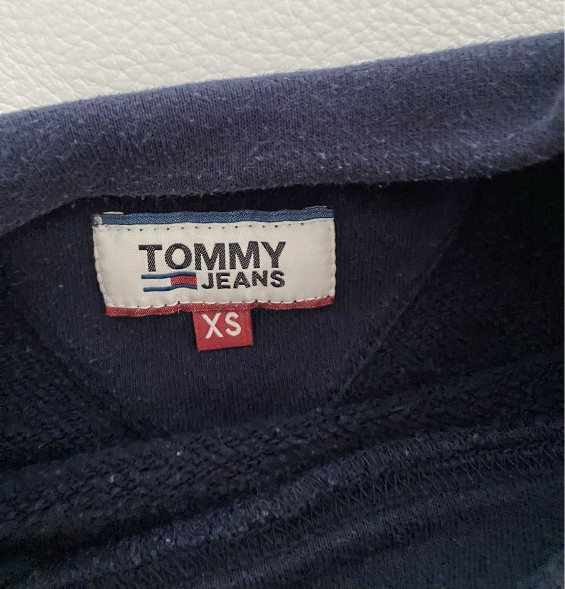 Tommy Hilfiger Pullover & Sweatshirts: Tommy Hilfiger Pullover 🌸 – Gebraucht aus Opfikon von Luis144 1