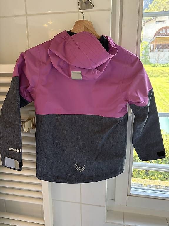 Giacche & Cappotti: Kinderjacke Gr. 128 – Usato da Malans GR venduto da Lena_8315 1