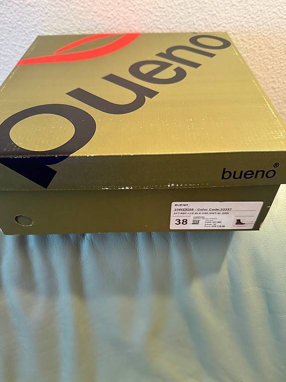 Scarpe da donna: Damen Schuhe – Usato da Zürich venduto da Cibin 3