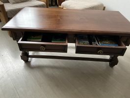 Antiker Couchtisch / Holz massiv!