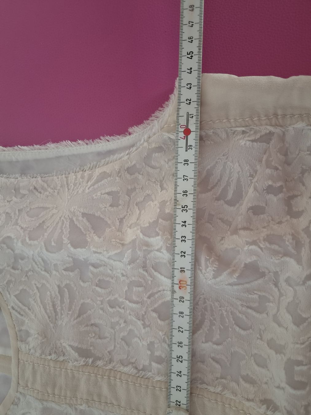 Marc Cain Tops: Marc Cain Bluse mit Spitzenmuster  – Neu (gemäss Beschreibung) aus Unterentfelden von hofa01 2