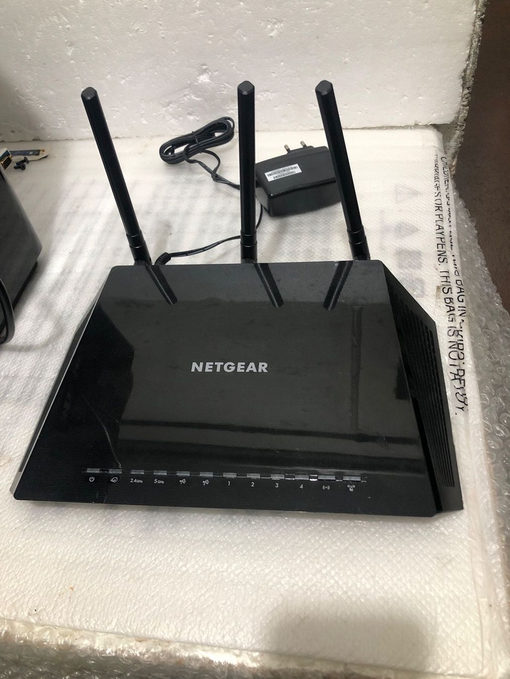 Netgear R6400 (Gebraucht) in Biel-Bienne für CHF 22 – mit Lieferung auf ...