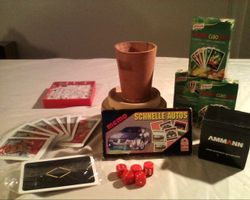 Spielsammlung (Foto) für gemütliche Winterabende. Top!