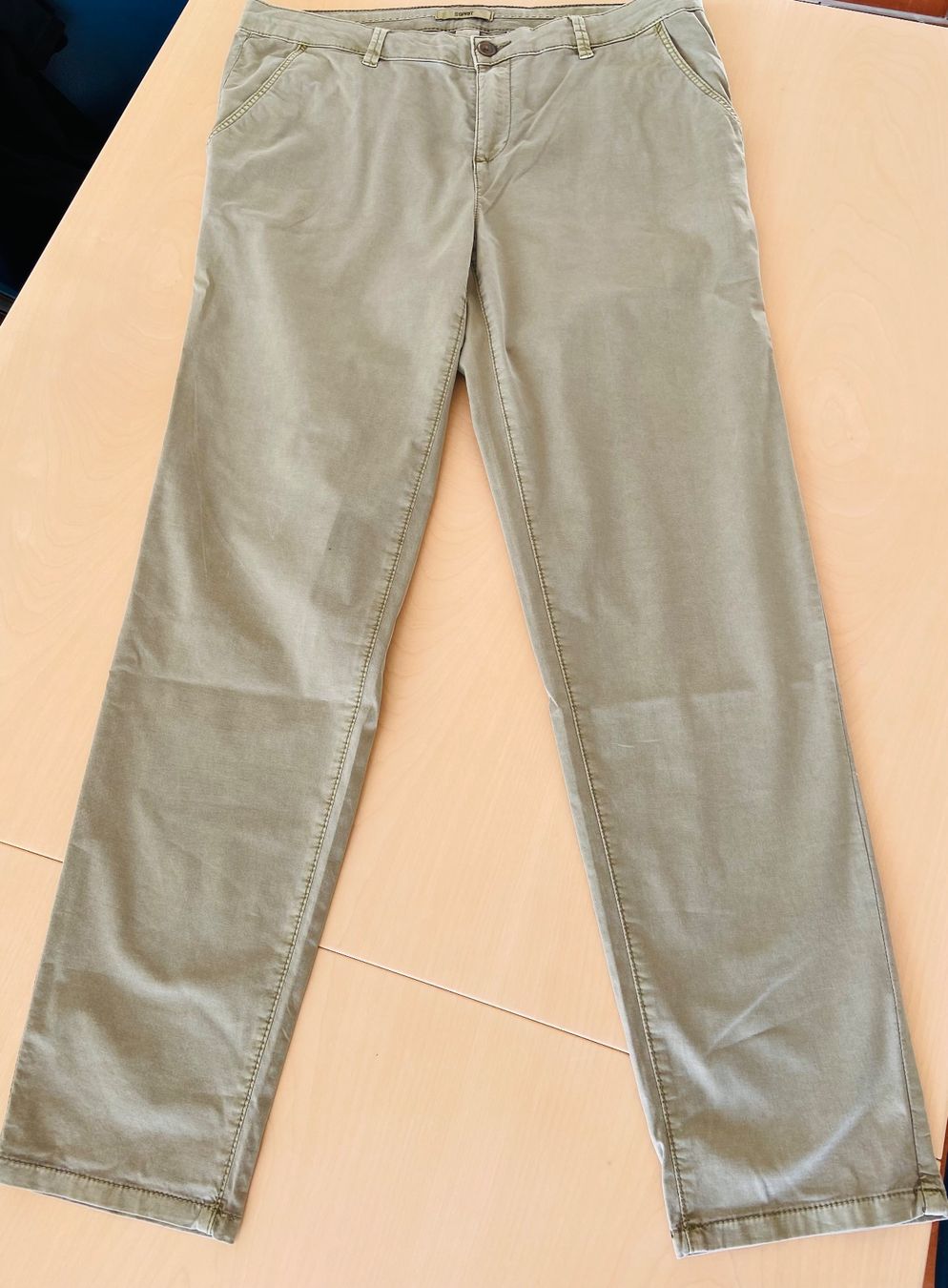 Hosen: Damen Stoffhose Esprit Gr. 40/30 – Neu (gemäss Beschreibung) aus Ennetbürgen von Evelyne_G
