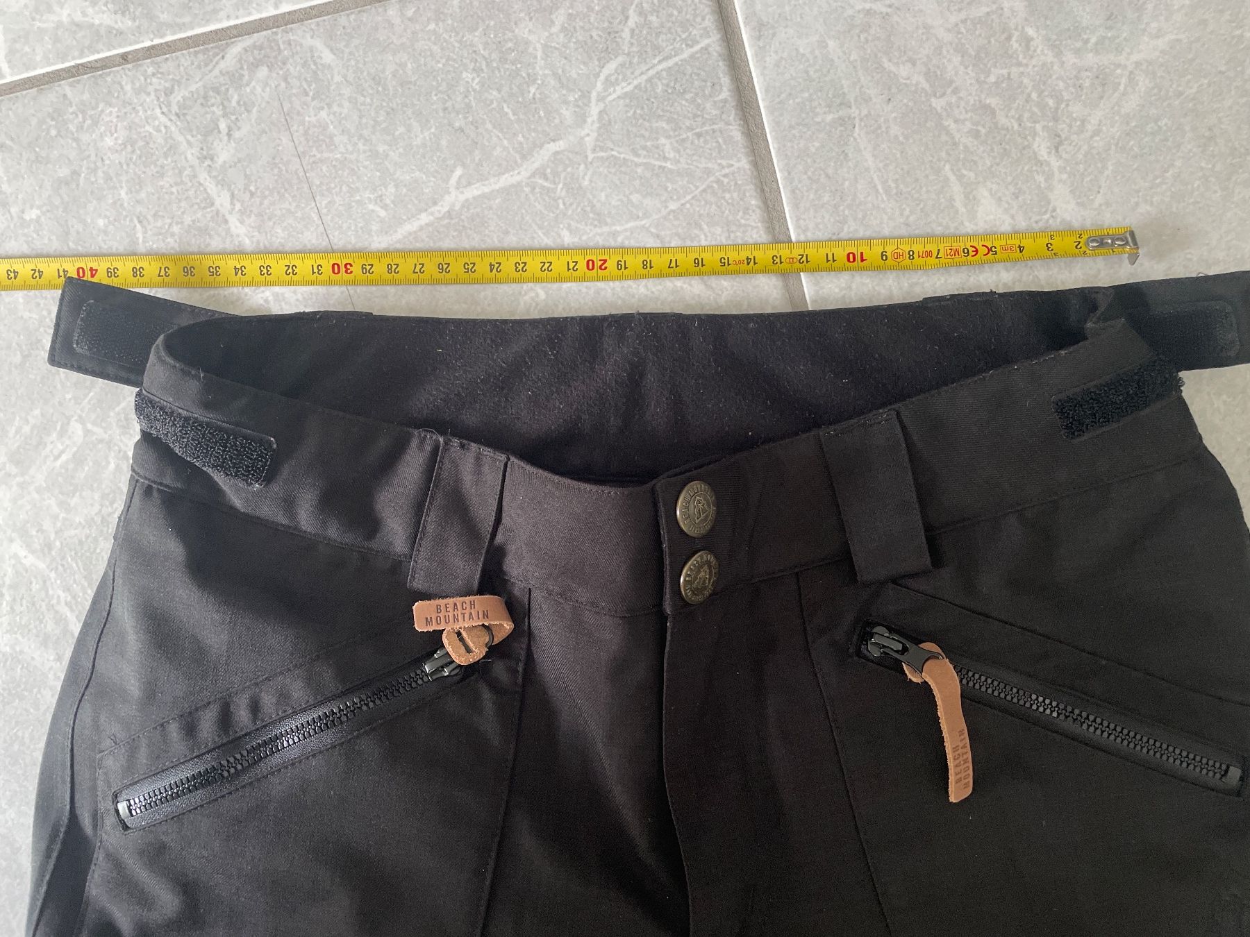 Lotti di vestiti: Damen Skijacke und Hose – Usato da Bassersdorf venduto da natali02 9