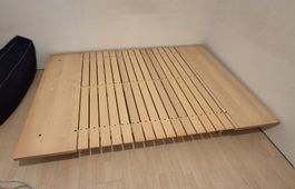 Bettgestell Holz mit verstellbarem Kopfteil 140×200cm