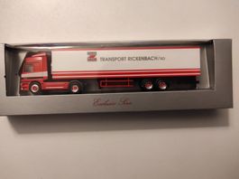 MB Actros L KüKo-Sattelzug "RICKENBACH, CH" von Herpa 1/87