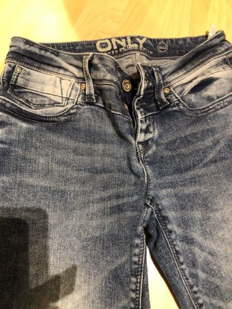 Jeans Gr. 28/32