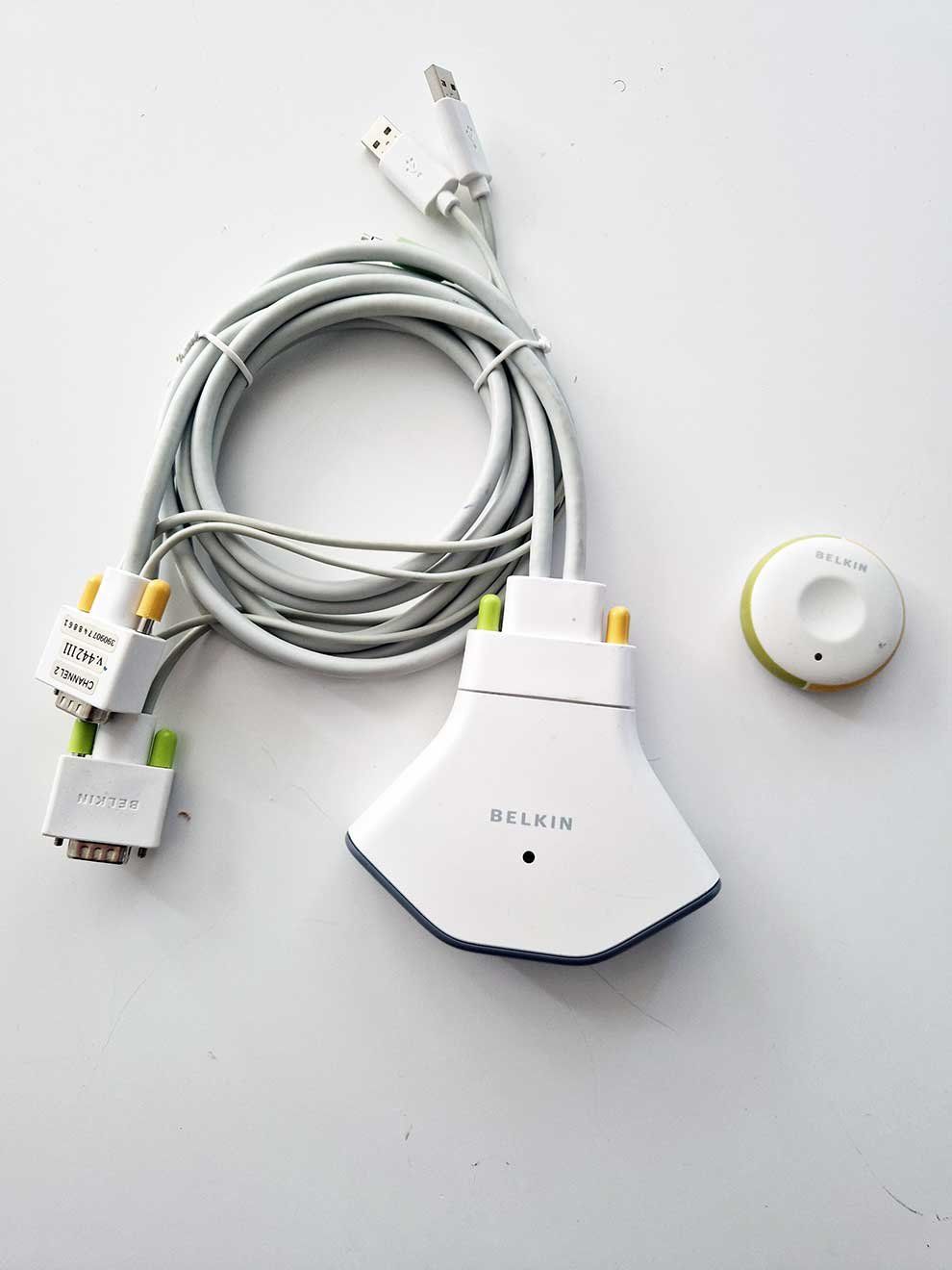 Belkin Laufwerke & Adapter: Belkin Flip Wireless USB KVM Switch F1DG102W DVI – Gebraucht aus Thun von videogeek 1
