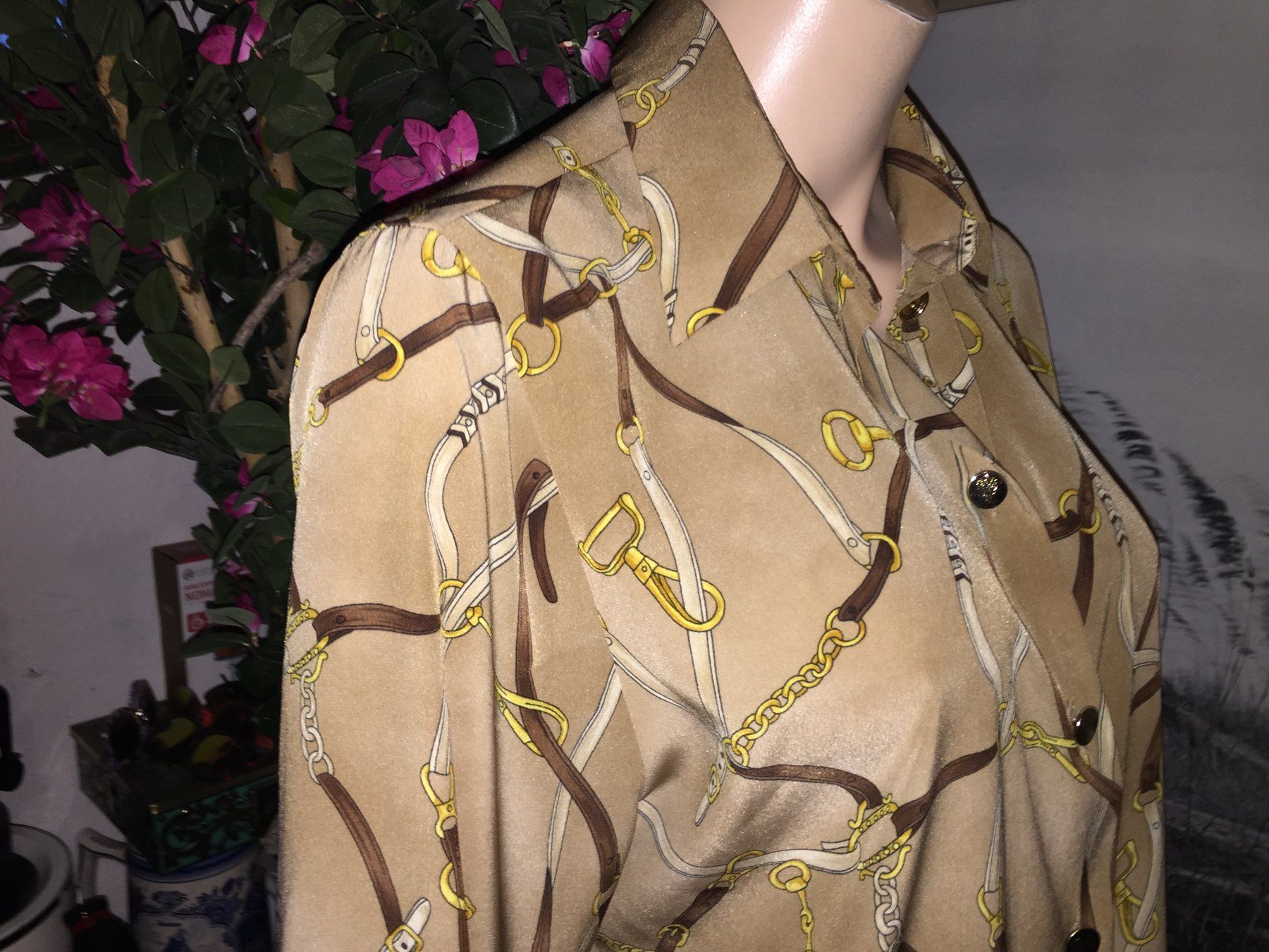 Madeleine Blusen: Chemisier/Bluse MADELEINE    Taille/Grosse 38 CH – Gebraucht aus Cossonay-ville von Super-Price-Quality 5