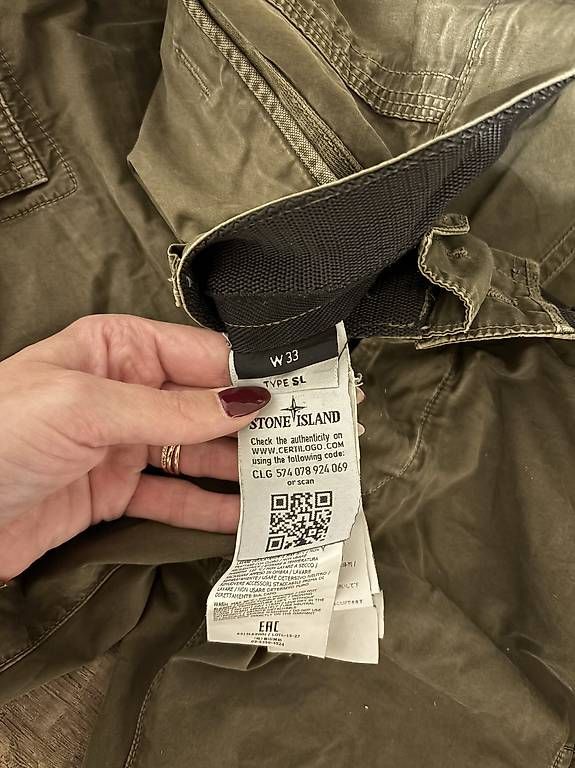 Hosen: Stone Island Cargo-Shorts – Gebraucht aus Bern von deb_2wnq 2