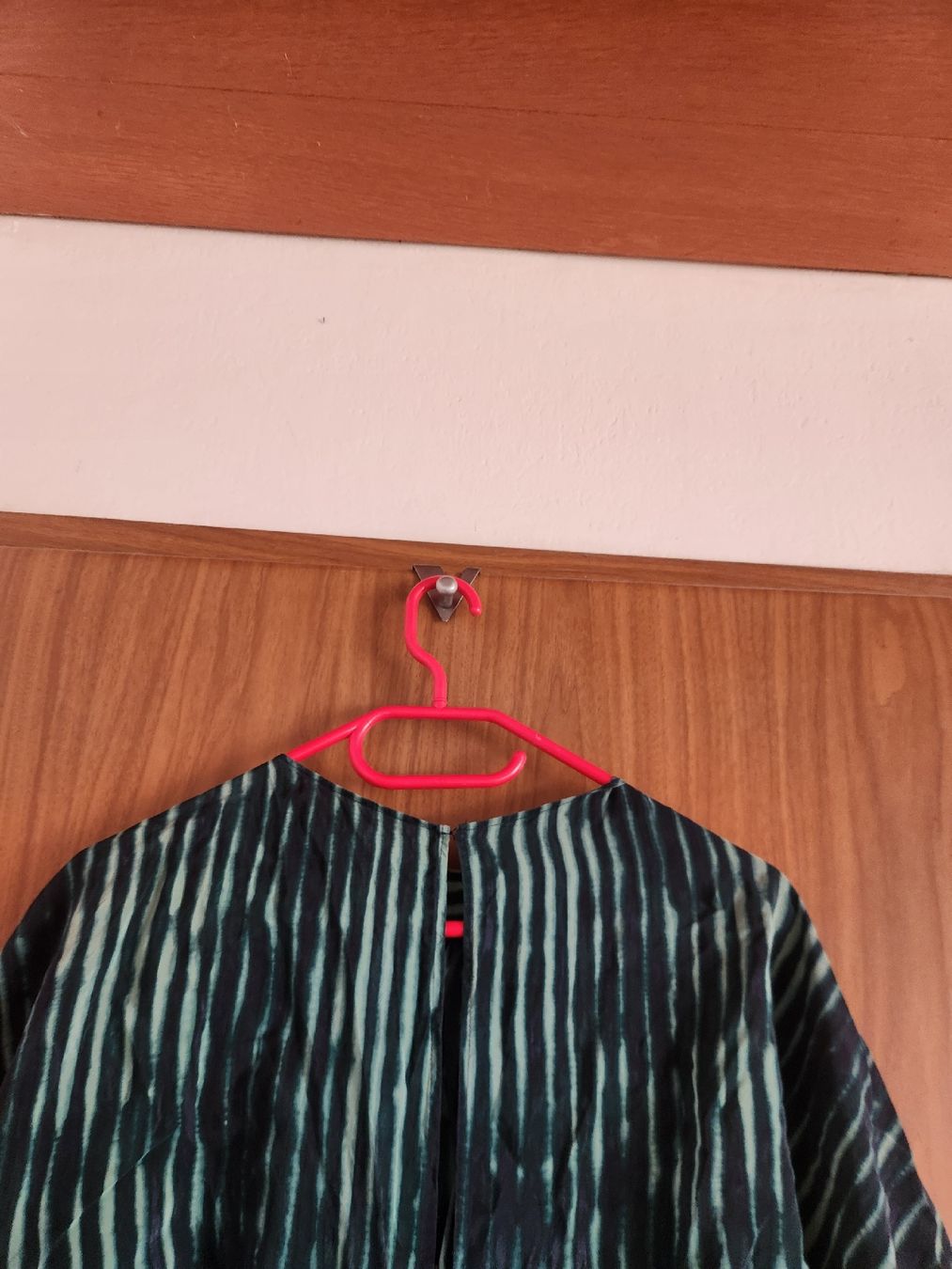 Vestiti: Robe soie imprimée rayures  vertes XS – Usato da Niedergösgen venduto da Eva2410 4