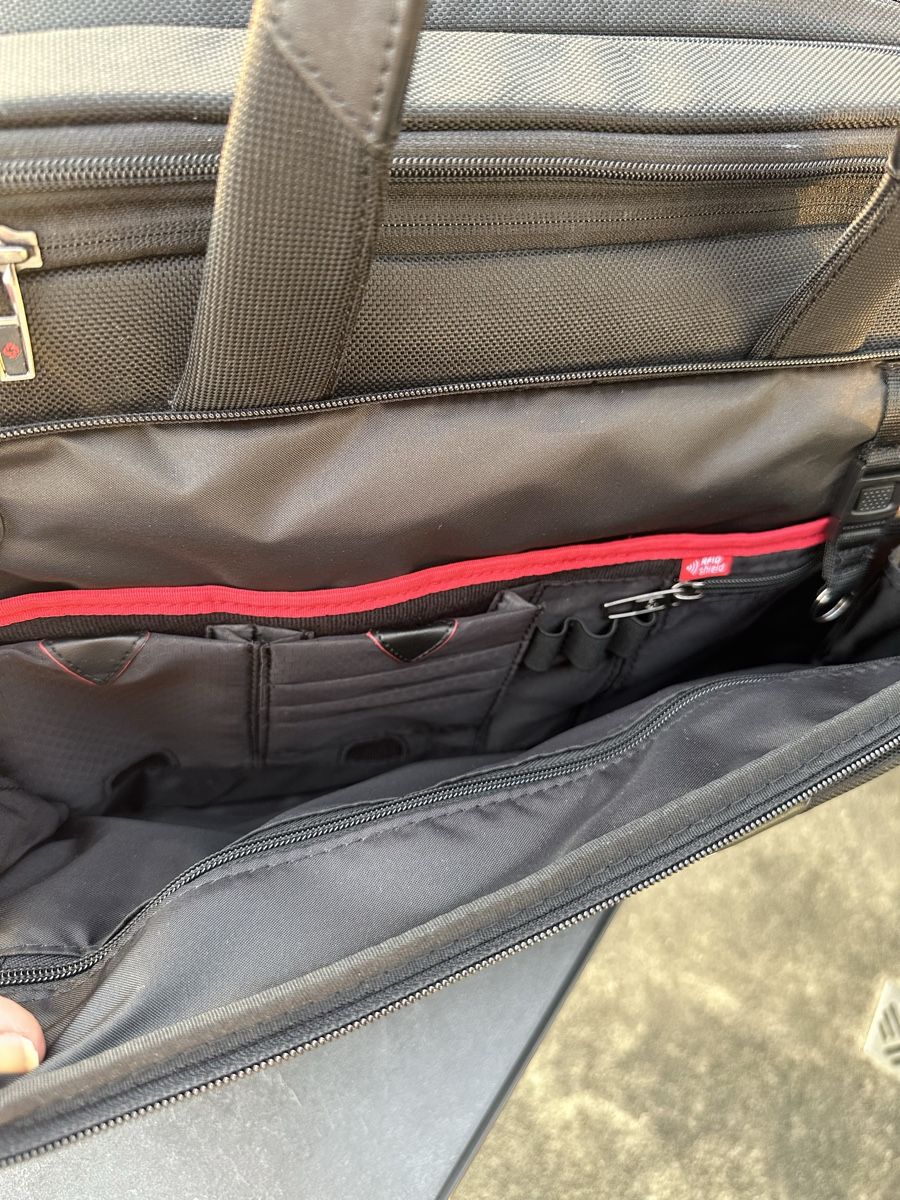 Samsonite Valigie & Borse: Samsonite Laptop-Tasche – Nuovo e nell'imballaggio originale da Winterthur venduto da su_4assd 3