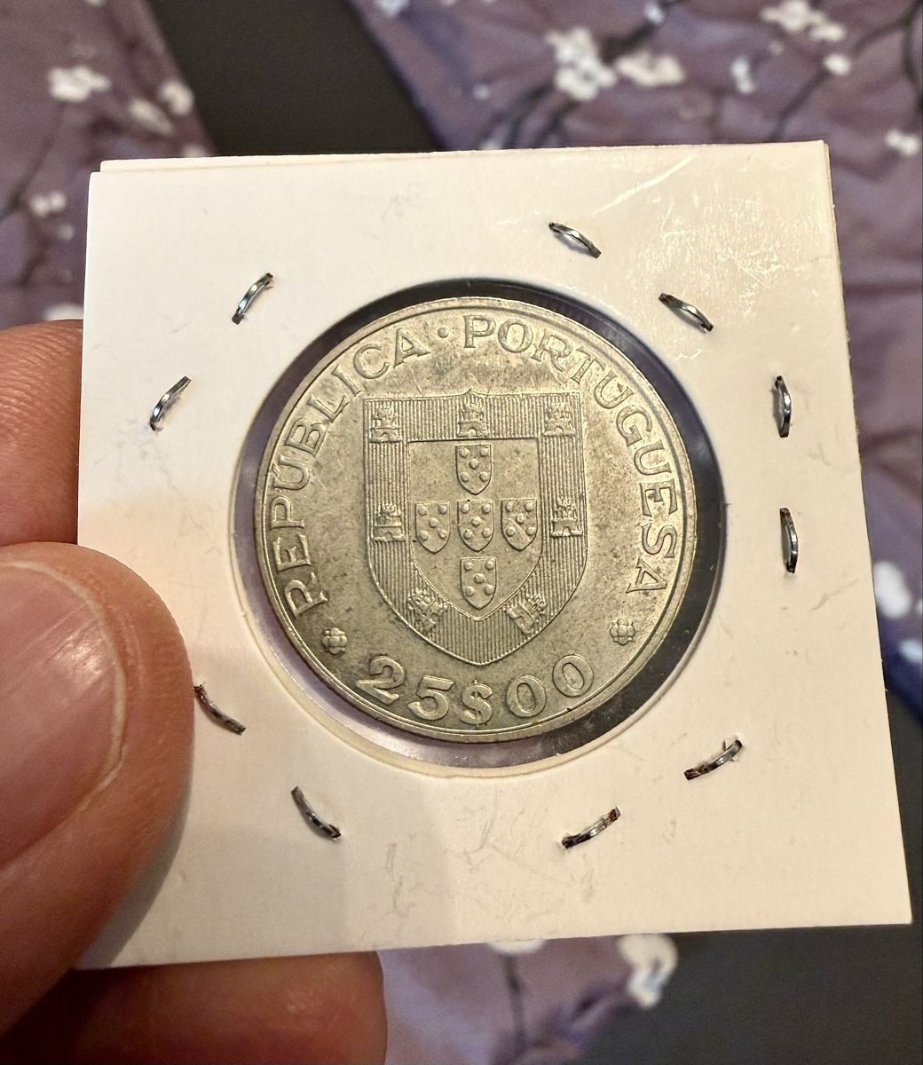 Tutti le monete: 25 Escudos Portugal 1986!!!  – Nuovo (secondo la descrizione) da Oberentfelden venduto da NunoLouro 1