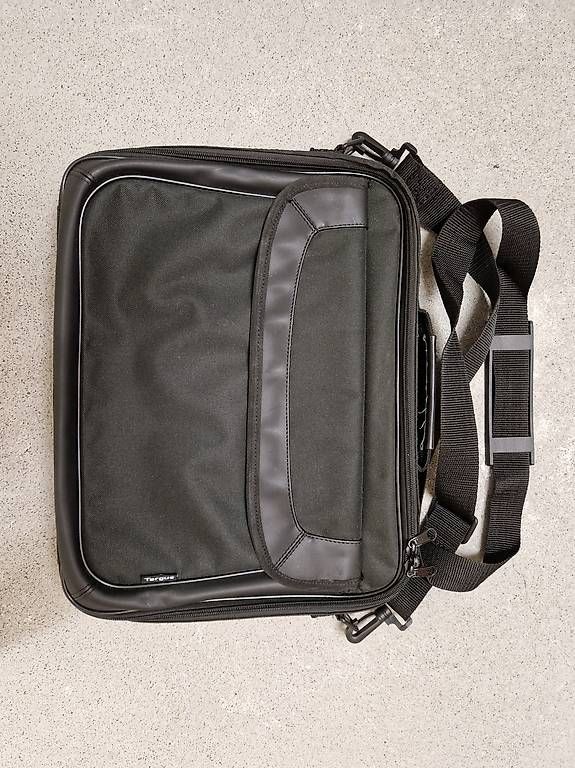 Taschen: Laptoptasche – Gebraucht aus Reinach AG von Matthias.m 2