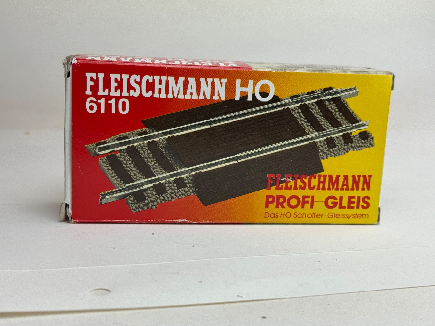 Fleischmann Modellini di ferrovie: GB4- Fleischmann Gleise mit Übergang – Usato da Elm venduto da Wikmtz 1