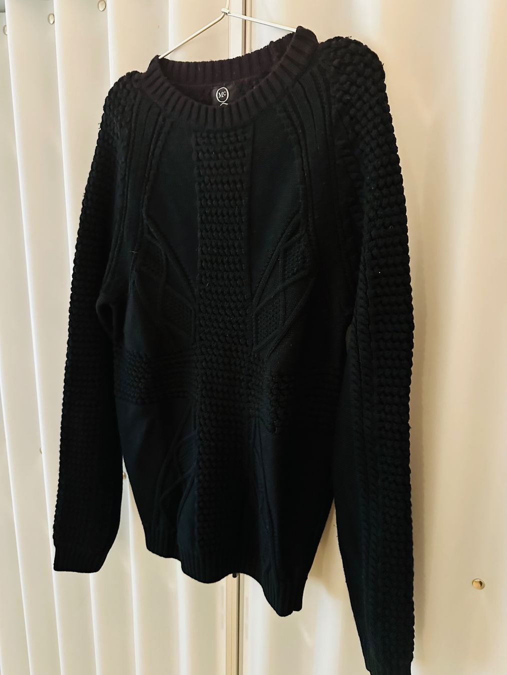 Alexander Mcqueen Maglioni & Felpe: Alexander McQueen Sweater M-L Black – Usato da Zürich venduto da VR2528 1