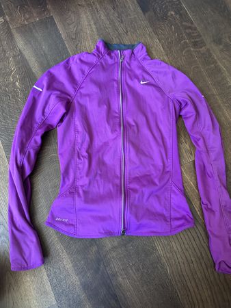 Nike Laufjacke Damen lila Grösse S 