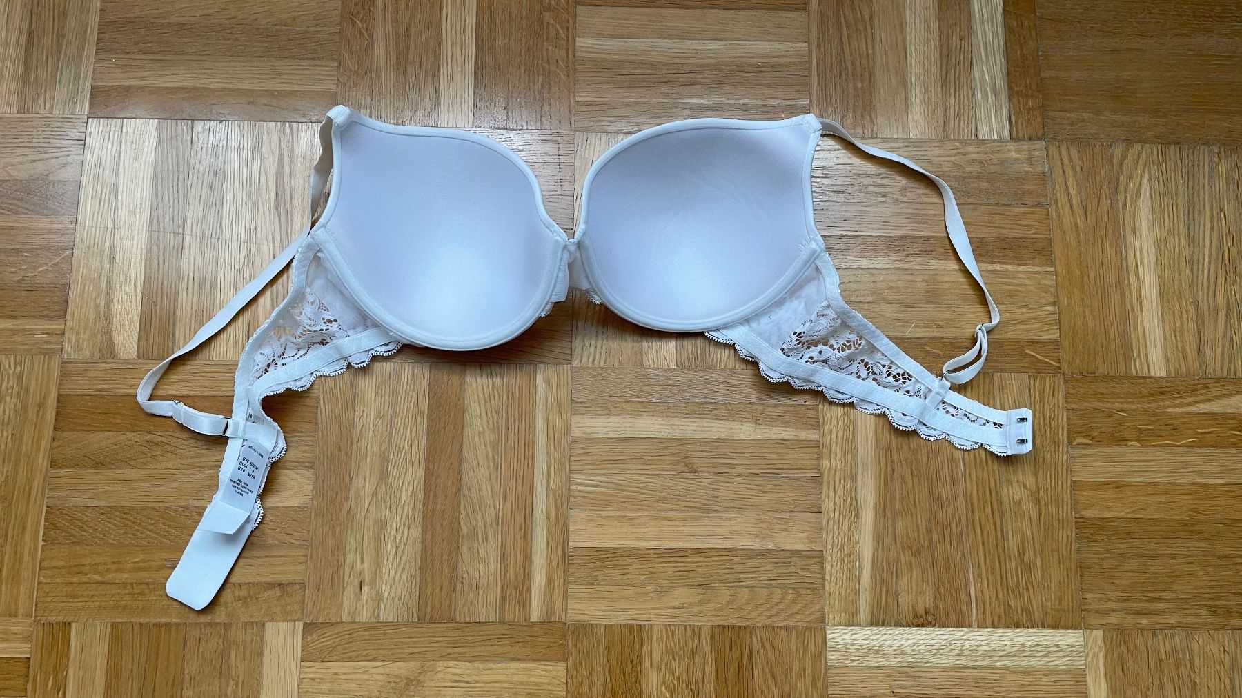Hanro Altra biancheria intima: Hanro BH Moments Gr. 85B NP. 95.- – Nuovo (secondo la descrizione) da Rüfenacht BE venduto da Anele_13 4