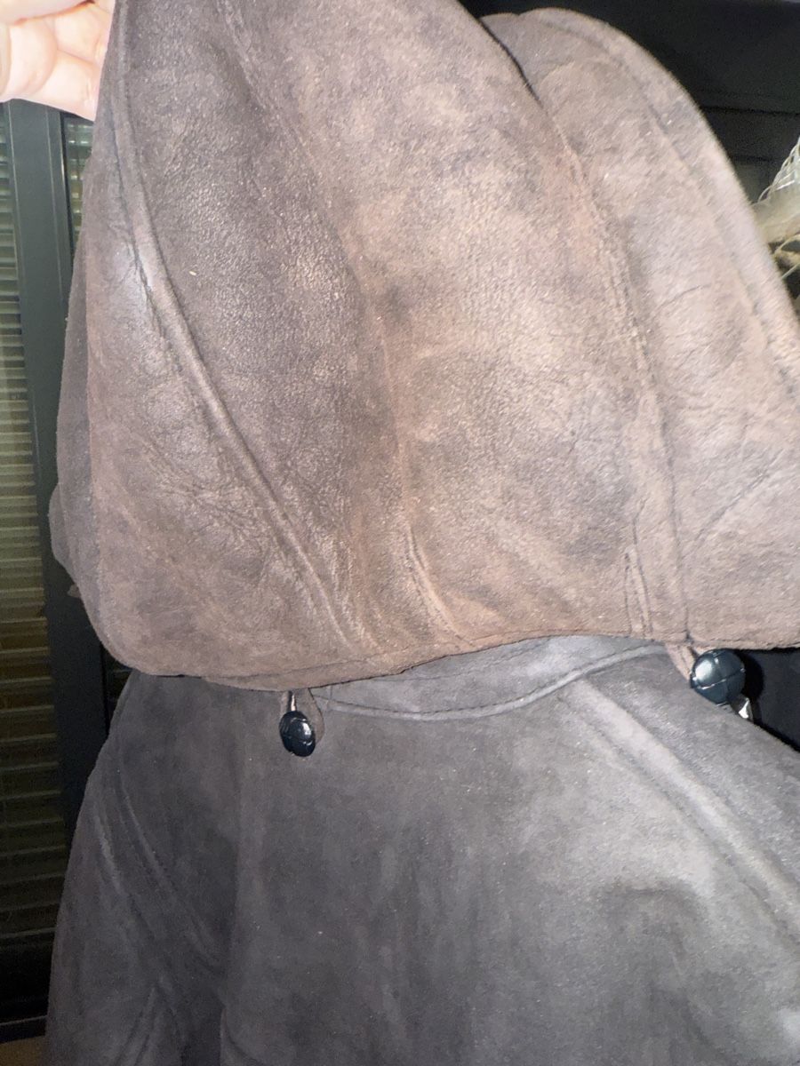 Cappotti: Suede Shearling Coat with Hood – Nuovo (secondo la descrizione) da Genève venduto da val_rp9x 5