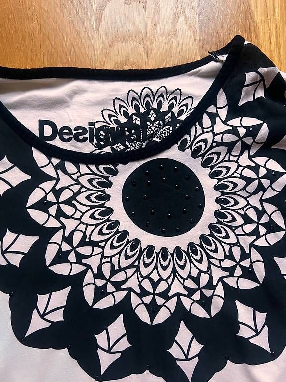 T-shirt: Desigual Shirt Grösse M – Usato da Jegenstorf venduto da Knuste 2