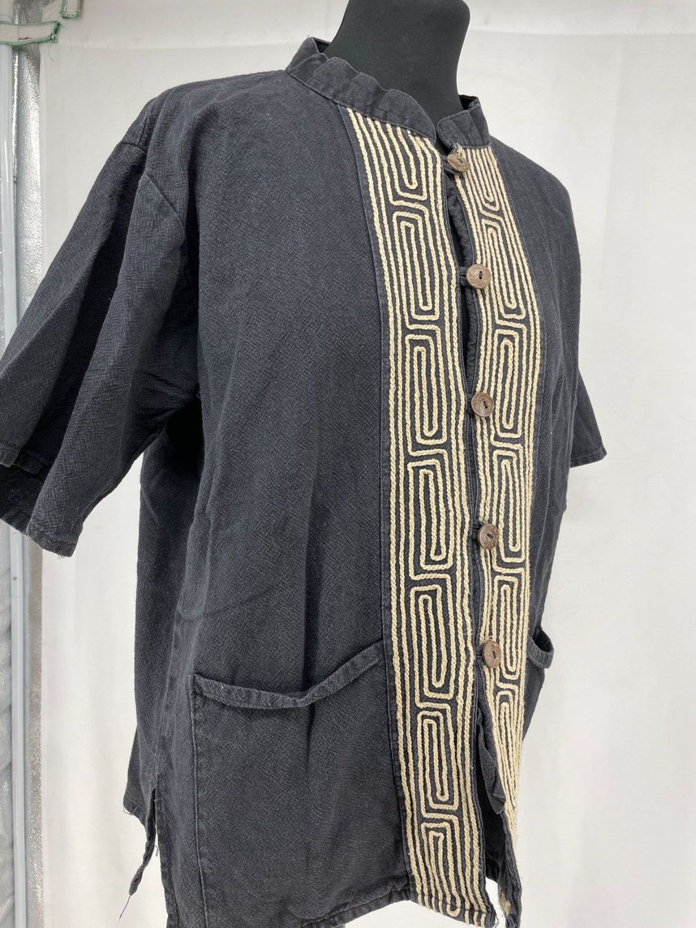 Camicie: Chemise noire à motif – Usato da Lausanne venduto da PlusValue_Lausanne 1