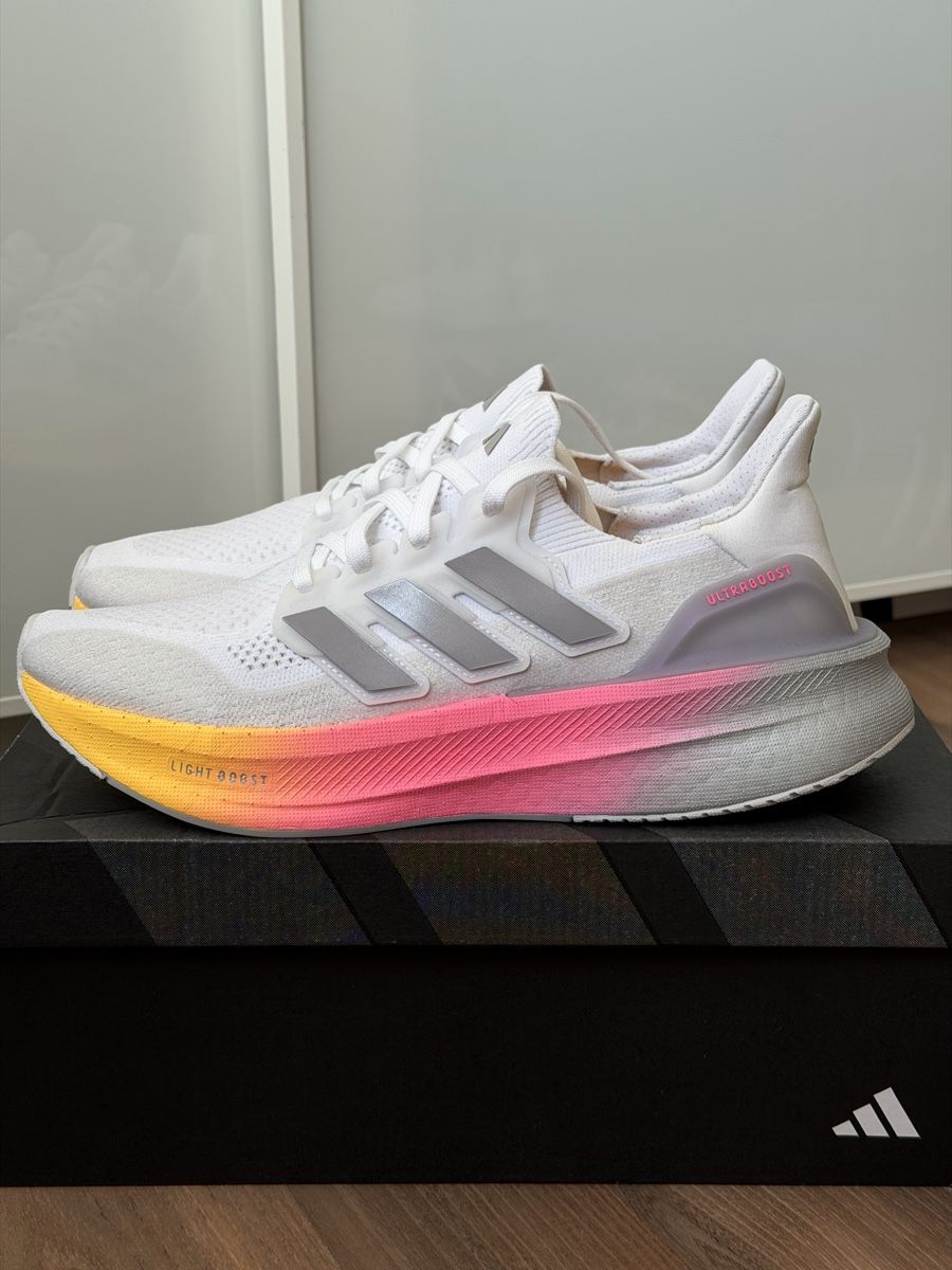 Adidas Scarpe da uomo: adidas Ultraboost 5 EU 41 1/3 – Nuovo (secondo la descrizione) da Jona venduto da HeartbeatofAmerica 3