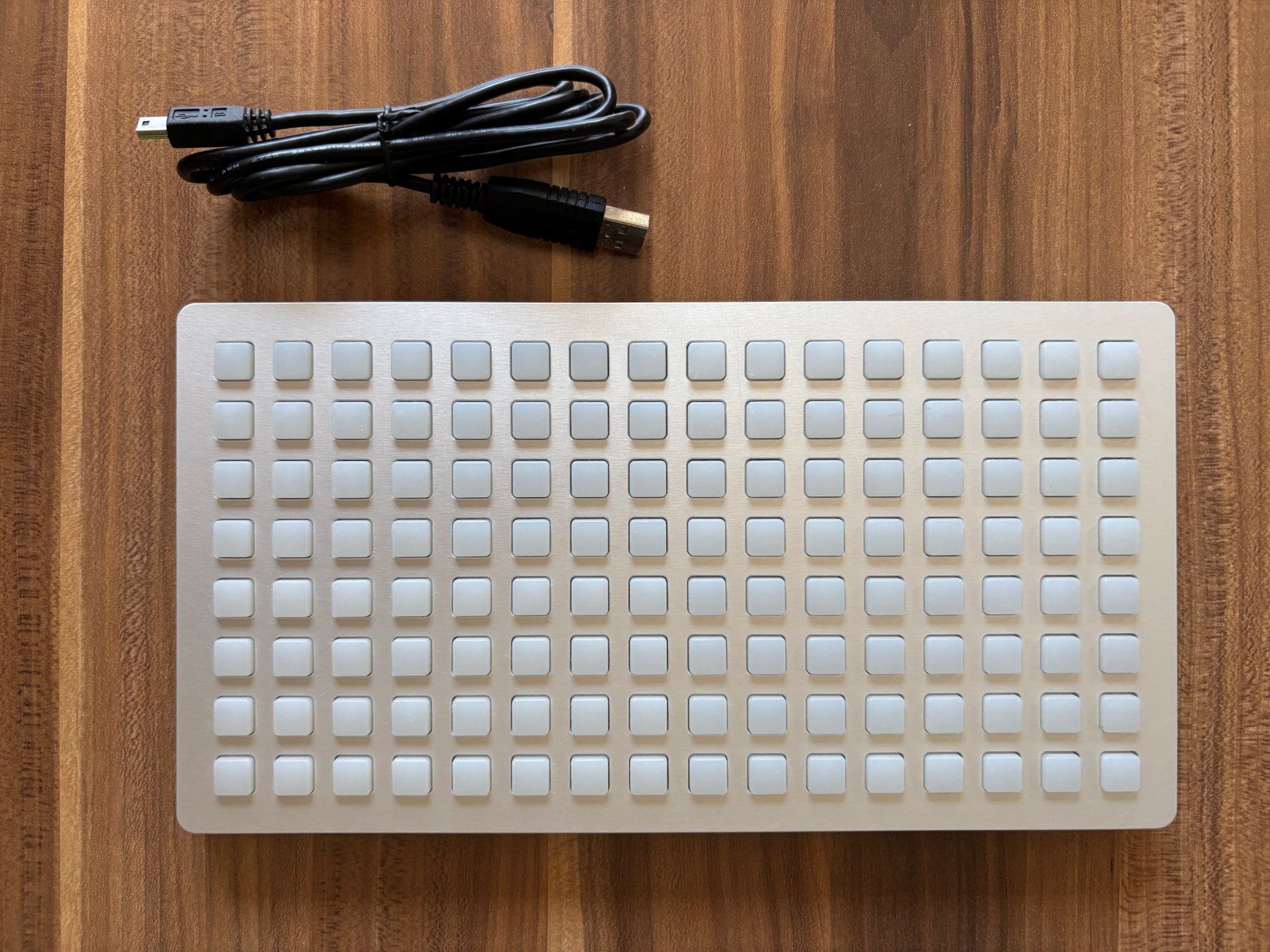 Instruments de musique: Monome 128 Grid (Variable Light) – Mint Condition – D'occasion à Untersiggenthal par WiseFool 4