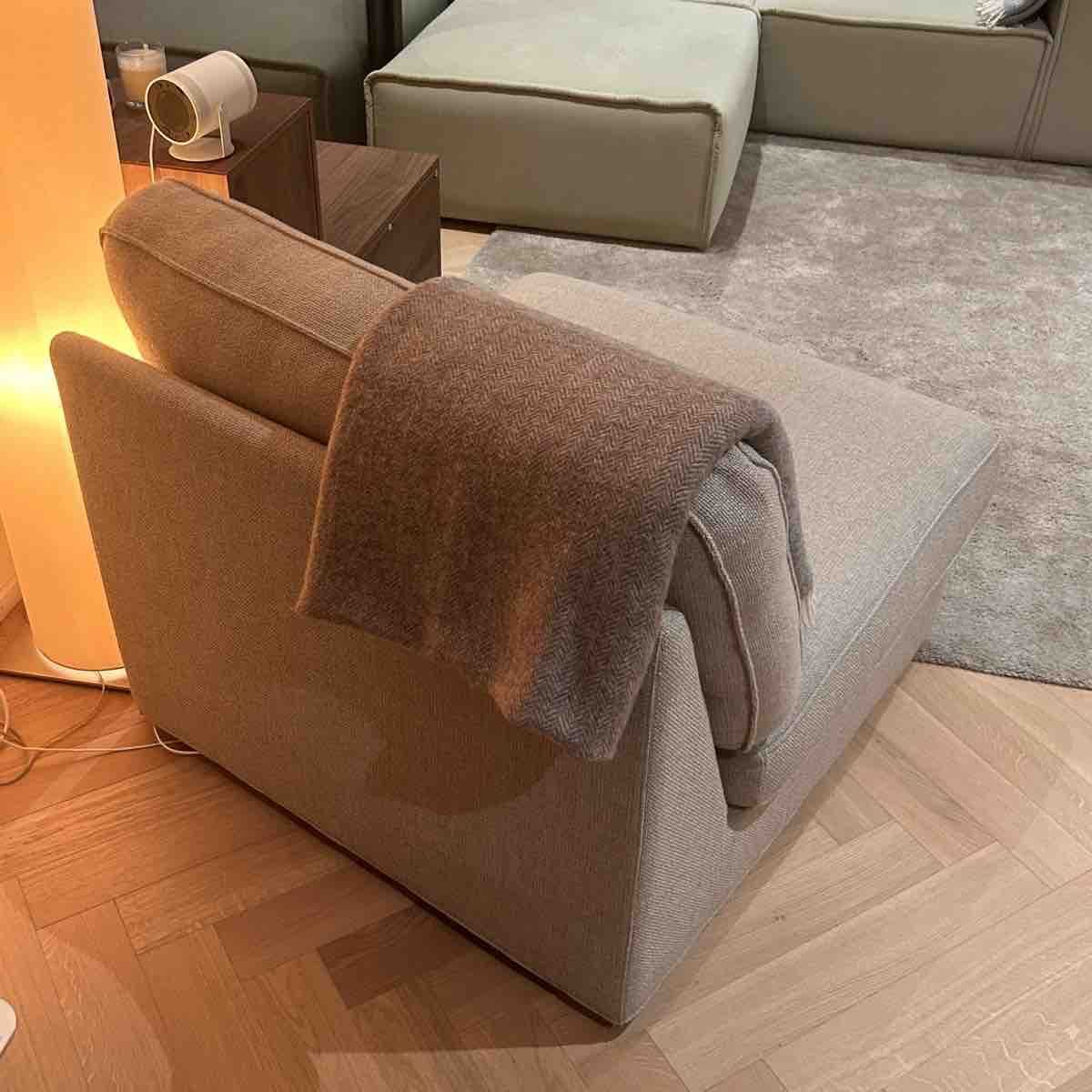 Poltrone: Sessel hellgrau/beige guter Zustand – Nuovo (secondo la descrizione) da St. Gallen venduto da atart 2