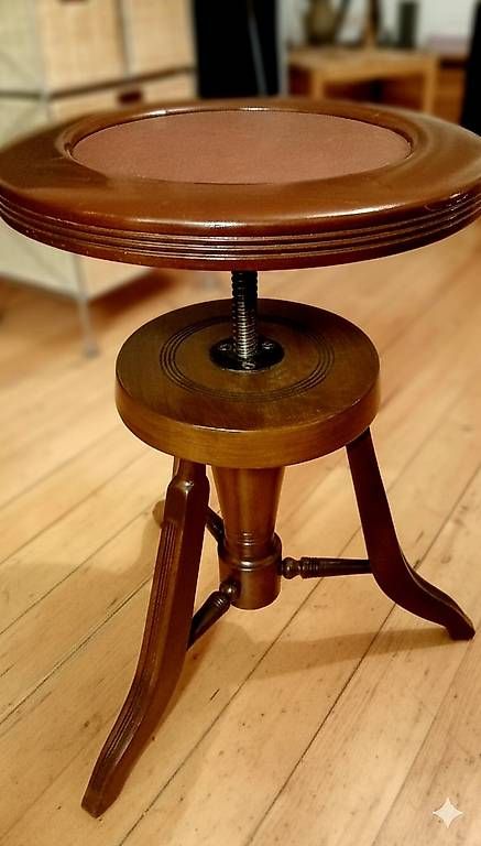 Tabourets: tabouret de piano – D'occasion à Yverdon-les-Bains par oli_8q9f 1