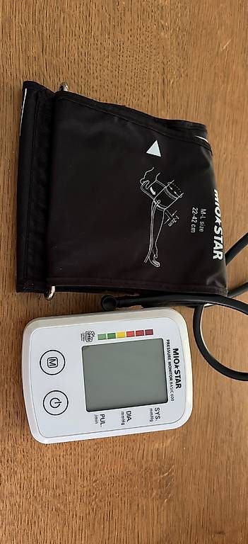Attrezzature mediche: Blutdruckmessgerät – Usato da Pfungen venduto da fro_ppm6