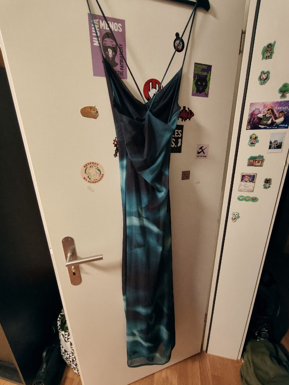 Pull&Bear Vestiti: Kleid Pull and Bear blau gemustert Grösse S neuwertig – Nuovo (secondo la descrizione) da Luzern venduto da fio_vc98 1