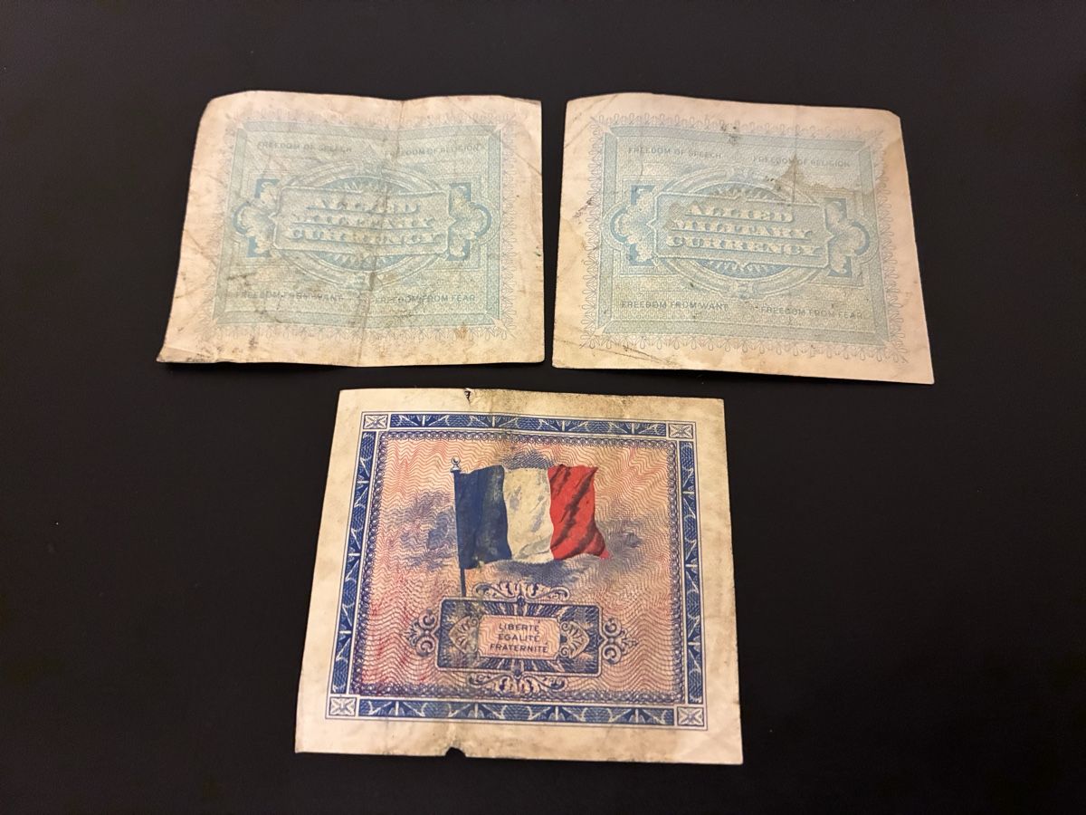 Banconote: 3 verschiedene Banknoten – Usato da Dällikon venduto da Woldbanknoten 2