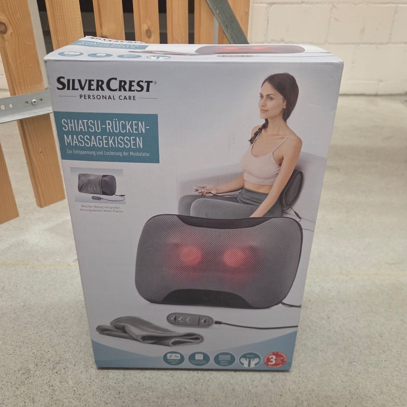 SilverCrest Dispositivi per massaggi: Cuscino massaggiante shiatsu SilverCrest - relax! – Nuovo (secondo la descrizione) da Zürich venduto da and_6k66