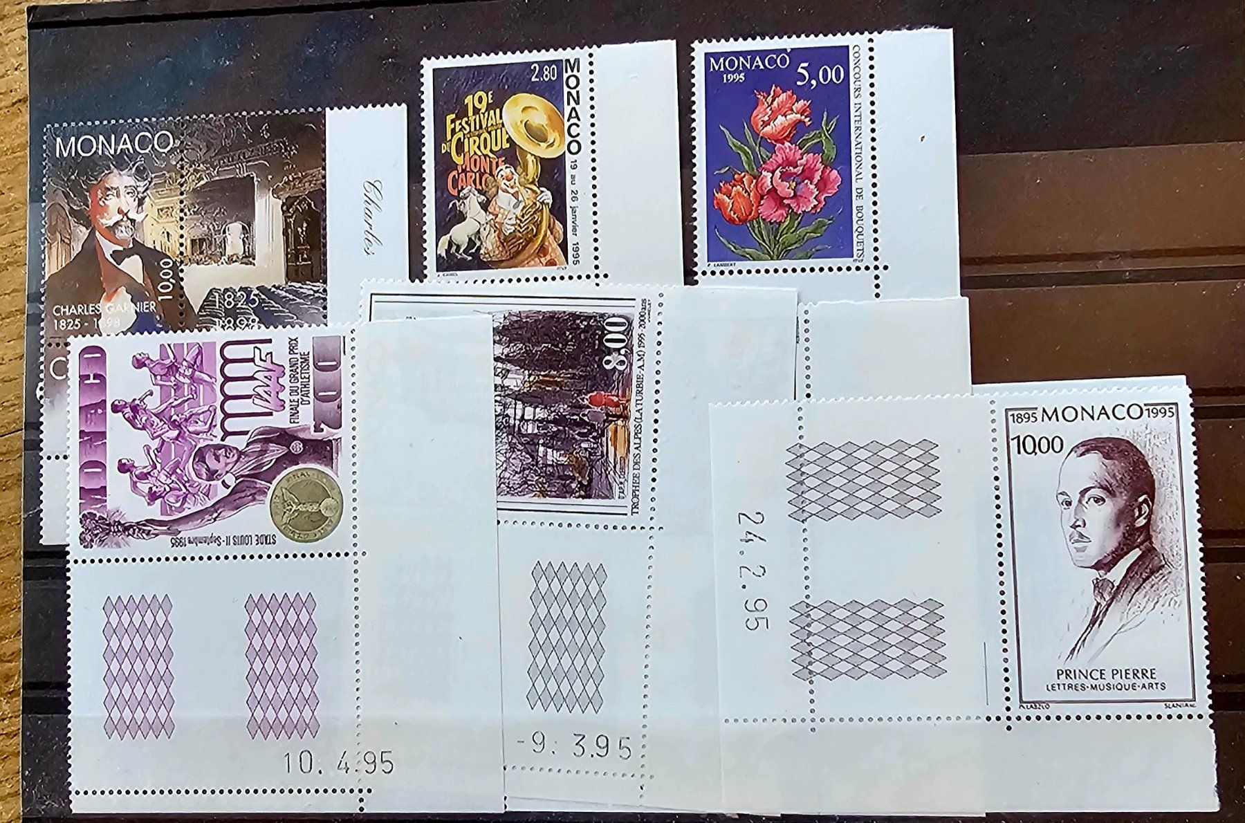 Tous les timbres: MONACO coins datés ** 1995 – Neuf (Voir description) à Les Valettes par Nuba1