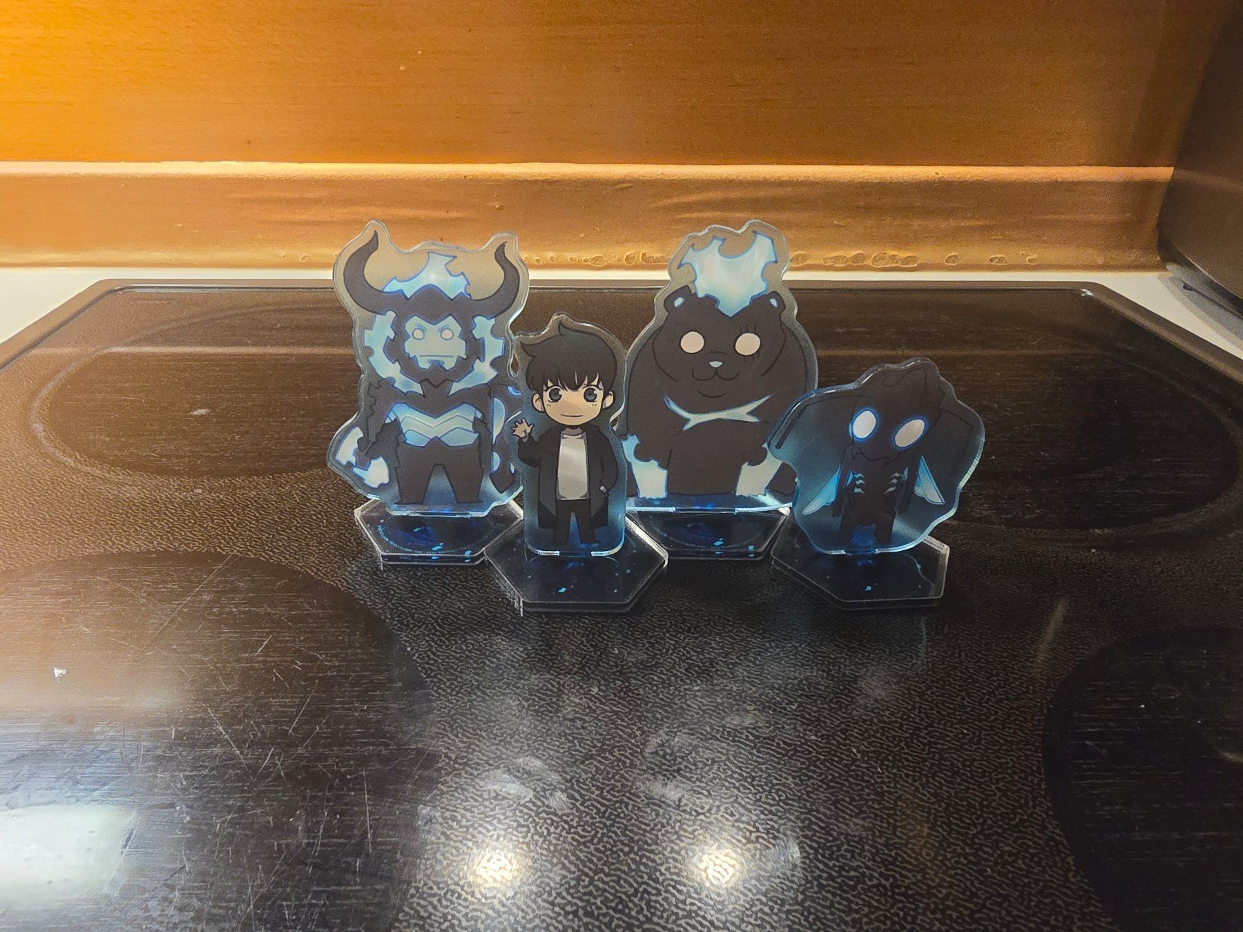 Figuren: Solo Leveling Acrylic Stand – Gebraucht aus Schaffhausen von K.Ichimaru