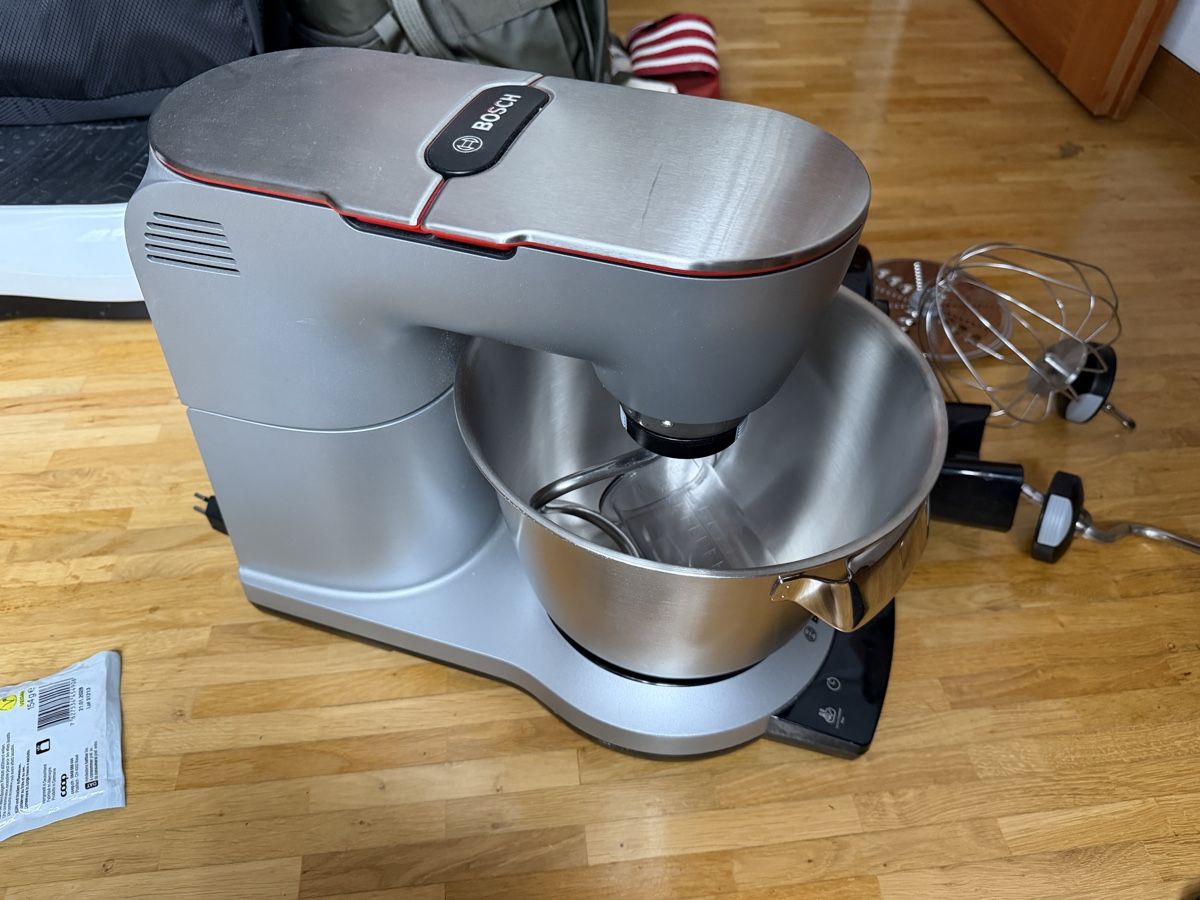 Elettrodomestici da cucina: Küchenmaschine Bosch OptiMUM 1500Watt – Usato da Studen BE venduto da FLURIBOY1 1