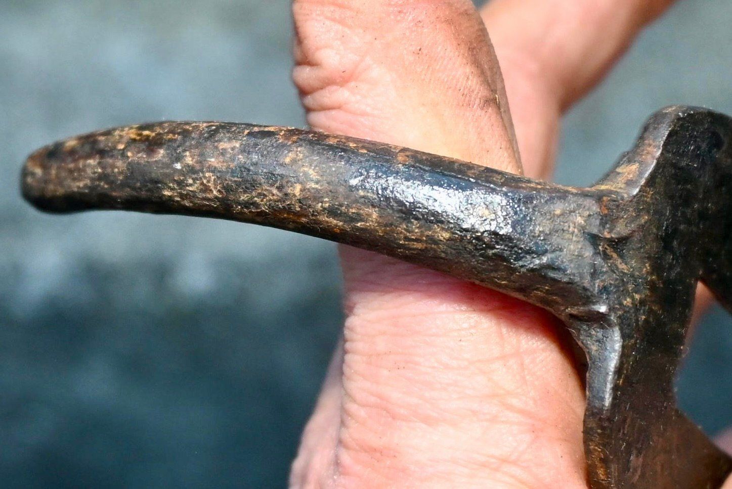 Ferramenta: antiker, handgeschmiedeter Tür- oder Torriegel / Türhaspen – Usato da Pfaffhausen venduto da mono_rec 8