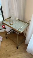 Servierwagen/Barwagen im Gold-Look - Das Highlight im Sommer