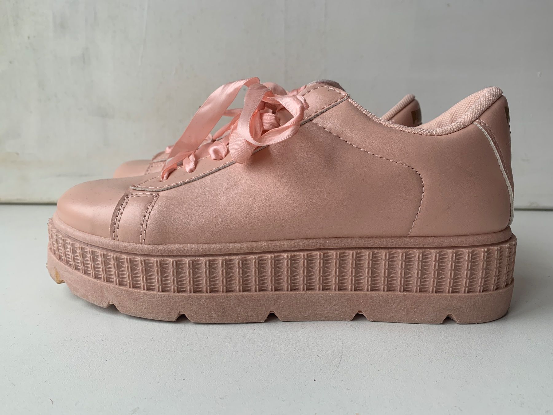 Puma Scarpe da donna: PUMA Schuh Turnschuh Sneakers EU 39 – Usato da Belp venduto da you-and-me 1