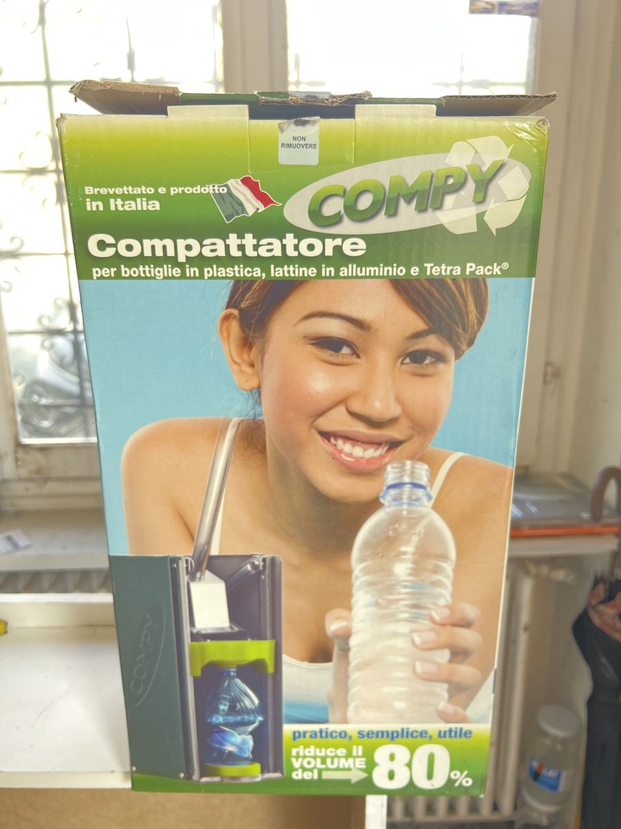 Condor Compressori: Compattatore bottiglie e lattine – Nuovo (secondo la descrizione) da Bissone venduto da lud_zw5m