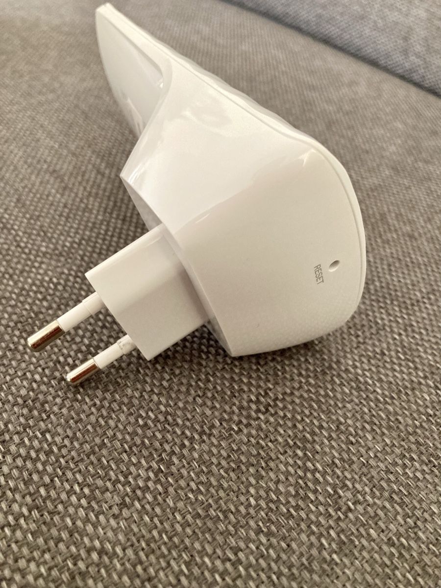 TP-Link Wlan: TP-Link RE190 WLAN Repeater – Gebraucht aus Glattfelden von Pedals 3