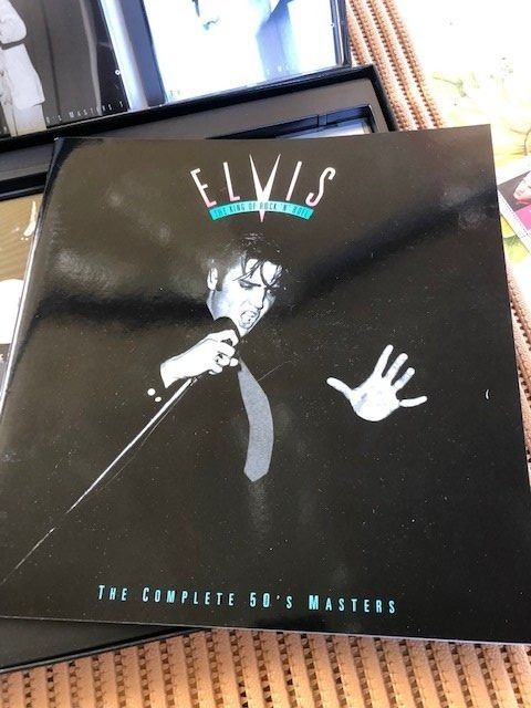 CD: Elvis Presley – Nuovo (secondo la descrizione) da Aarwangen venduto da Jukebox3 5