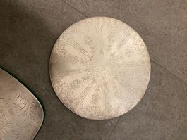 Vintage Untersetzer versilbert mit floralem Dekor