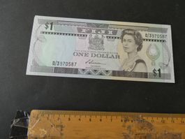 Fiji, 1 Dollar - ungefaltet