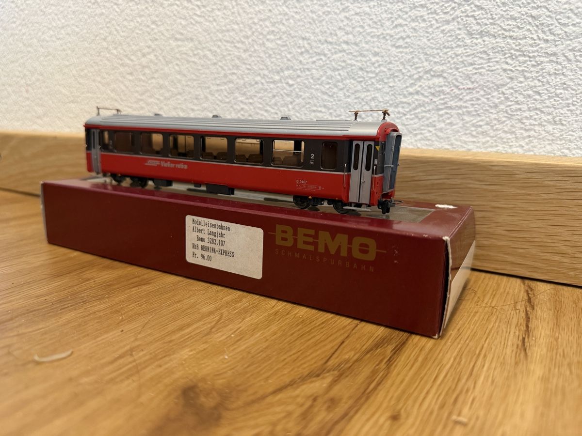 Bemo Modellini di ferrovie: BEMO RhB B 2467 Bernina-Express von BEMO 3282 107 – Usato da Niederbipp venduto da Snooker821 2