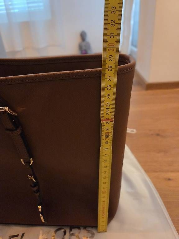 Sacs femmes: Michael Kors Tasche Braun Original, Neu – D'occasion à Wigoltingen par Chanti.89 3