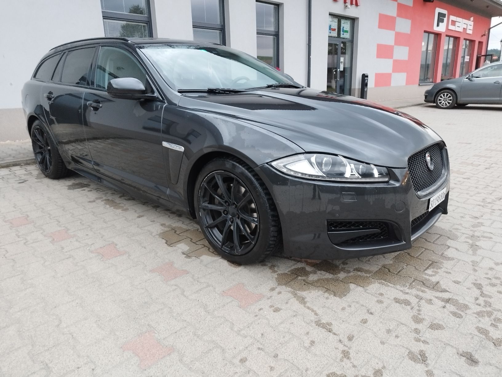 Jaguar Automobili: Jaguar XF 3.0 D – Usato da Zuchwil venduto da jsk_mkr6 3